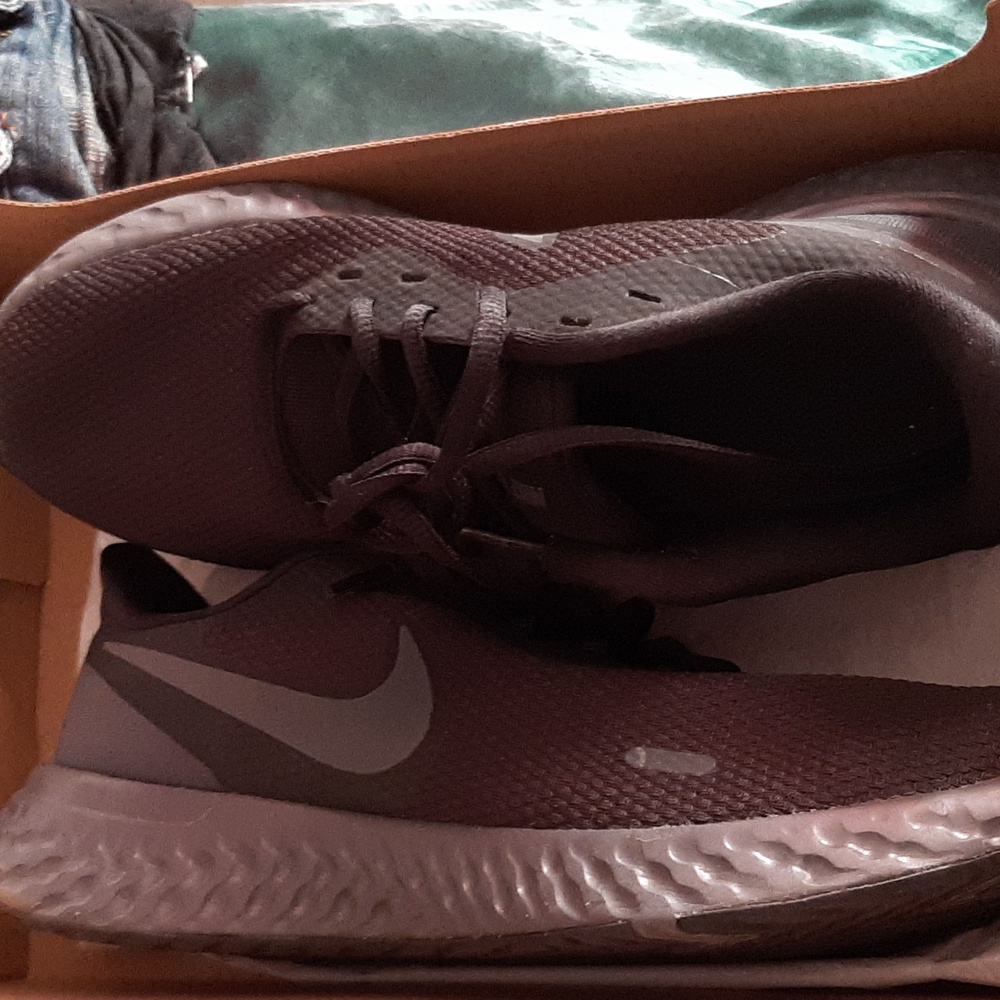 Running shoes - Picture 5 of 5